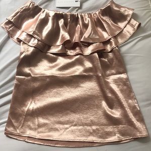 Endless Rose off-shoulder rose gold top
